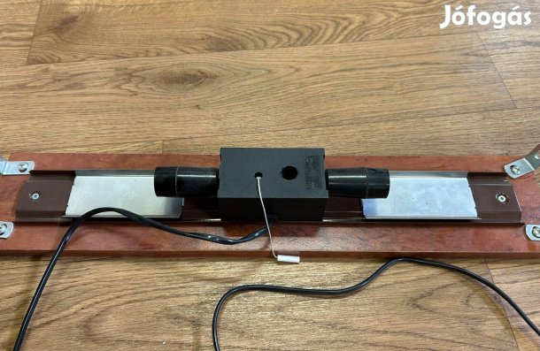 2 foglalatos bútorvilágító lámpa