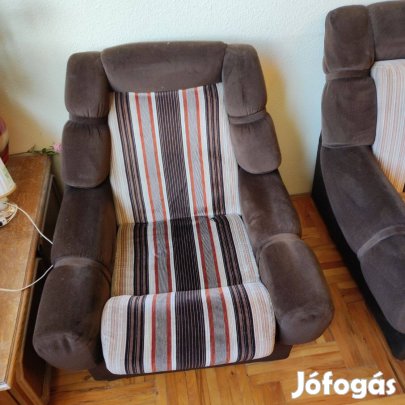 2 kényelmes fotel, szép állapotban