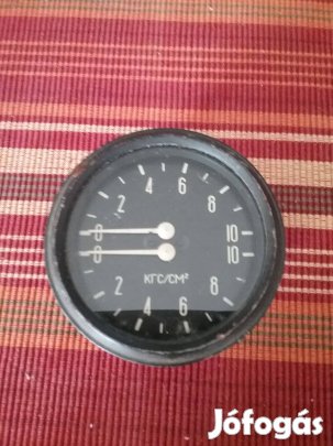 2 mutatós levegő nyomásmérő eladó