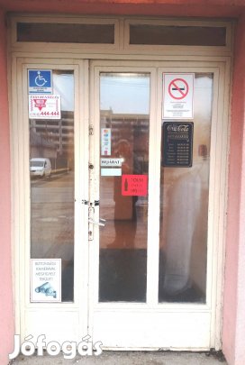 2 szárnyú acél bejárati ajtó hőszigetelt üveggel