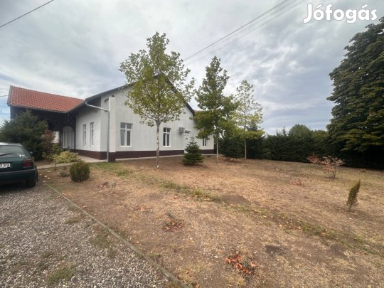 2 szobás felújított apartman Tápiószelén kiváló ár-érték arányban