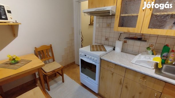 2 szobás lakás KIADÓ Békéscsabán, a Fövenyes utcán