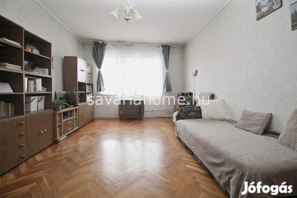 2 szobás lakás eladó Szombathelyen, a Kisz lakótelepen