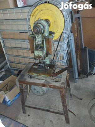 2 tonnás Excenterprés (DIGÉP)