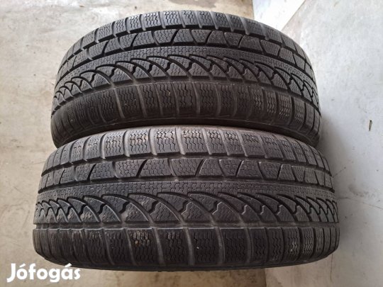 2db 215/55 R17 Petlas Snow Master téli gumi eladó! (DOT2019)