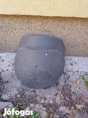 2db Antracit osztó kúpcserép cserép