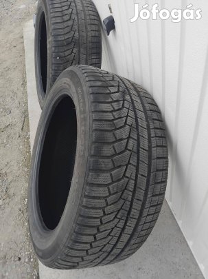 2db Hankook w320 evo 255/45r18 18-as téligumi