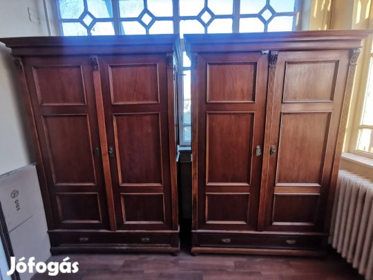2db Régi szekrény eladó 