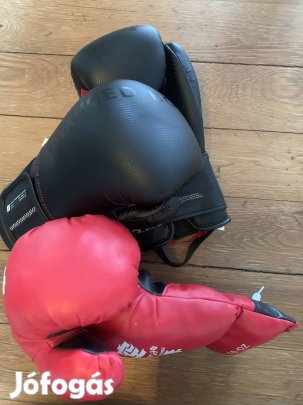 2db boxkesztyű (felnőtt + gyerek)