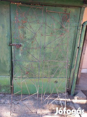 2db egyforma virágfuttató rács vagy paraván egybe a kettő