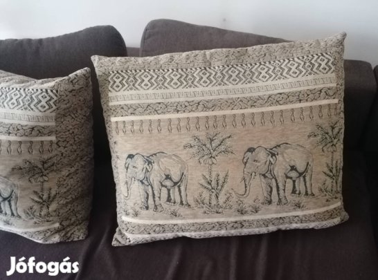 2db elefántos diszpárna