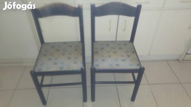 2db fa fekete étkezőszék zöldes kárpittal