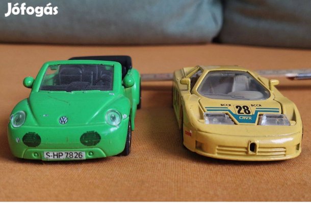 2db fémből Welly típusú fém autó kocsi jármű wolksvagen