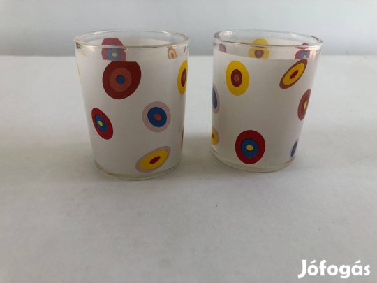 2db hibátlan, színes absztrakt mintás gyertyatartó, kis üveg pohár,