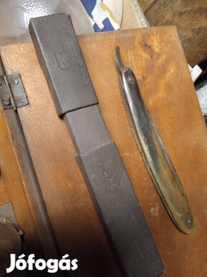 2db regi nyitható fodrász borotva!