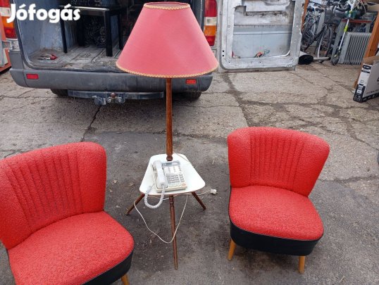 2db retró fotel antik kisasztalal eladó