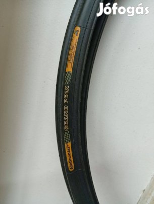 2db új 25-559 Continental Grand Prix külső