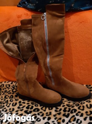 2pár Női csizma eladó 40 es méret