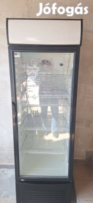 300 literes italhűtó