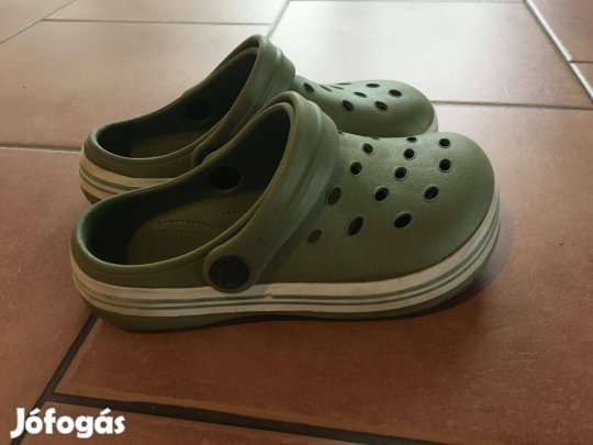 30-31 méregzöld gumipapucs!