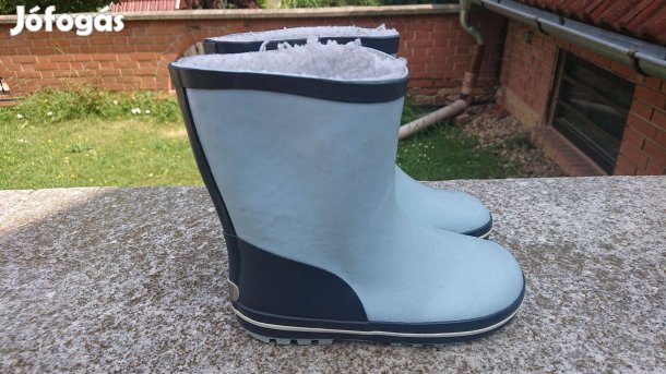 30-as, világoskék, bélelt, kisfú gumicsizma, használt