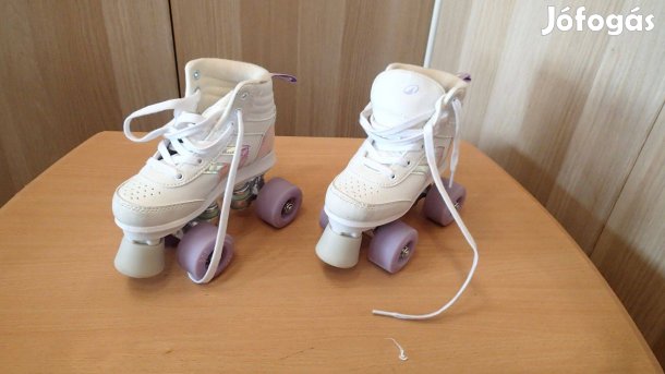 30-as gyermek kétsoros görkorcsolya, alig használt