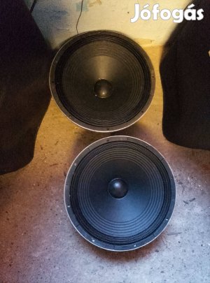 30 cm-es hangszóró pár