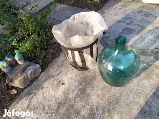 30 literes üvegballon tároló rekesszel