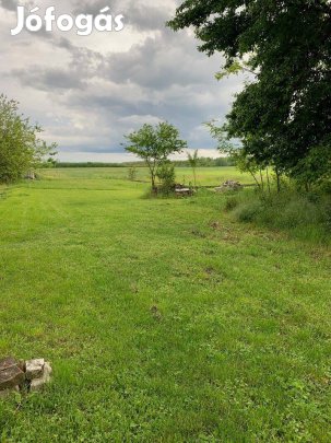 3100m2-es építési telek eladó