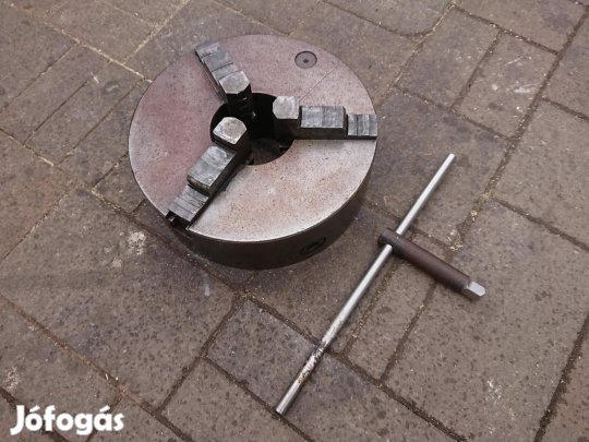 315-ös eszterga tokmány