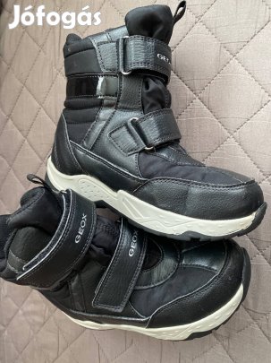 31-es Geox fekete kislány csizma