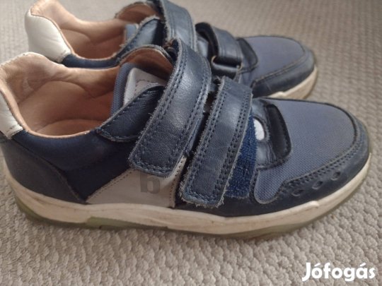 32 Bisgaard fiú cipő, bőr talp