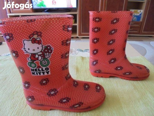32-es Hello Kitty béleletlen lány gumicsizma 32