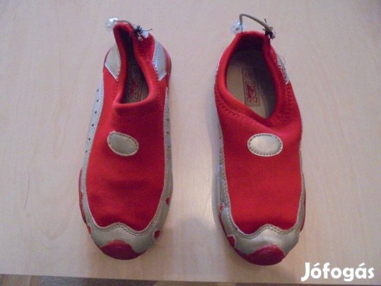 32-es Kidz összehúzható unisex vizicipő úszó tengerjáró strand 32