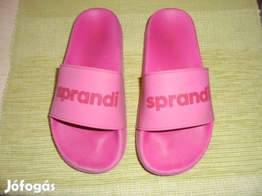 32-es Sprandi lány papucs