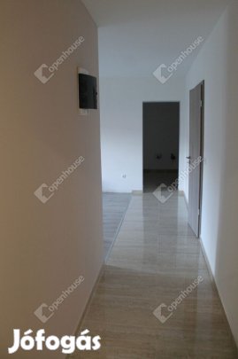 32 nm-es lakás eladó Sárvár