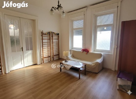 336 nm-es ház eladó Katymár