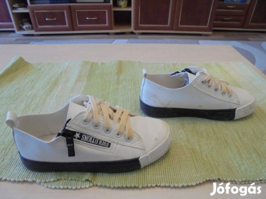 33-34-es Fashion evolutions lány cipő