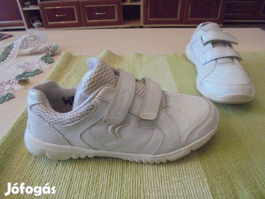 33-as Clarks fehér tépőzáras sportcipő edzőcipő tornacipő