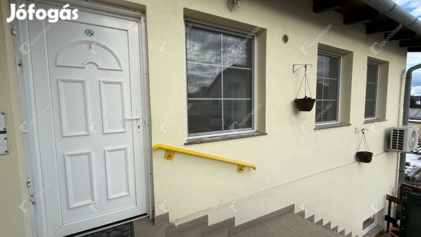 33 nm-es lakás eladó Sopron