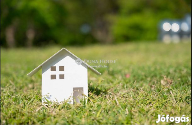 3451 nm-es telek eladó Milota