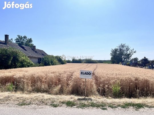 3465 nm-es telek eladó Jenő