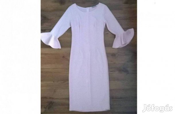 34-36-os alakkövető női ruha