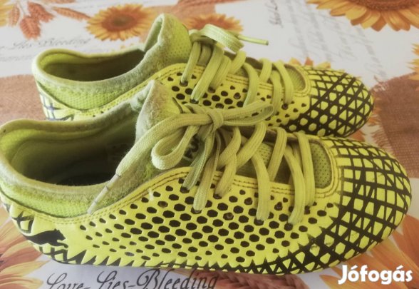 34,5-ös Puma Future stoplis foci cipő