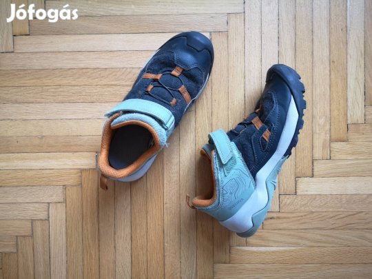 34, fiú, cipő, sportcipő, túra cipő