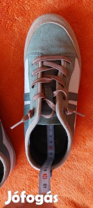 34-es Sinsay tavaszi cipő