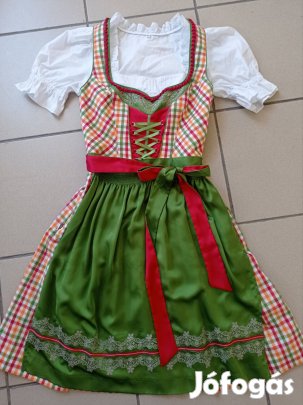 34-es dirndl ruha köténnyel 