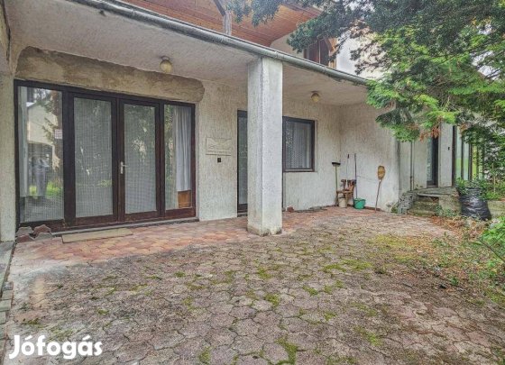 353 nm-es üzlethelyiség eladó Székesfehérvár #4947600