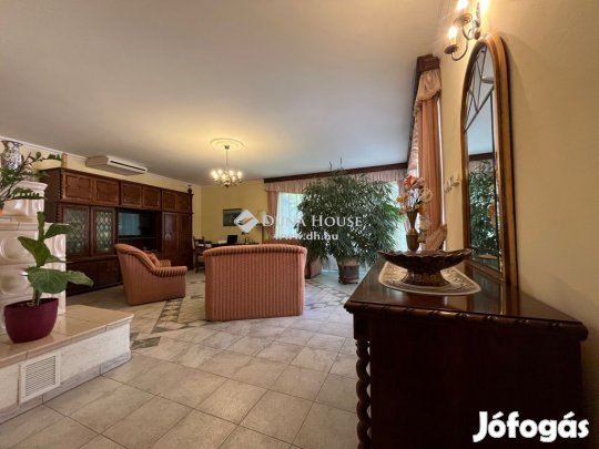 356 nm-es ház eladó Kecskemét