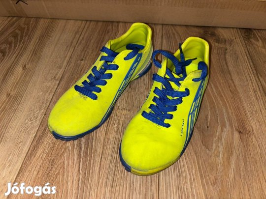 35-ös Lancast focicipő